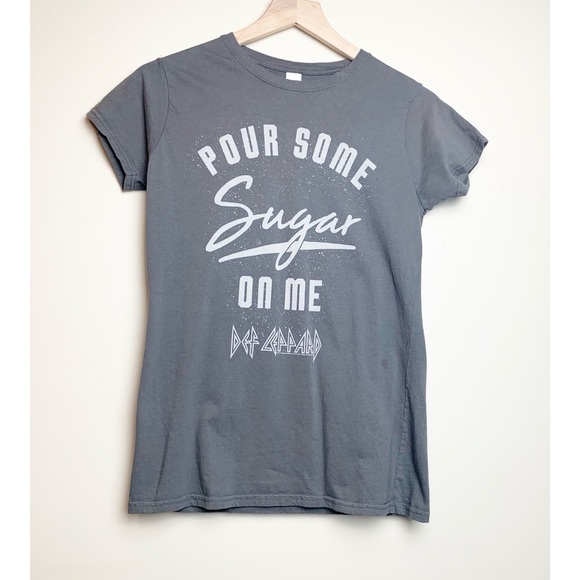 Tops - DEF LEPPARD “Pour Some Sugar On Me” Graphic Tee